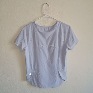Lululemon running shirt 6 8